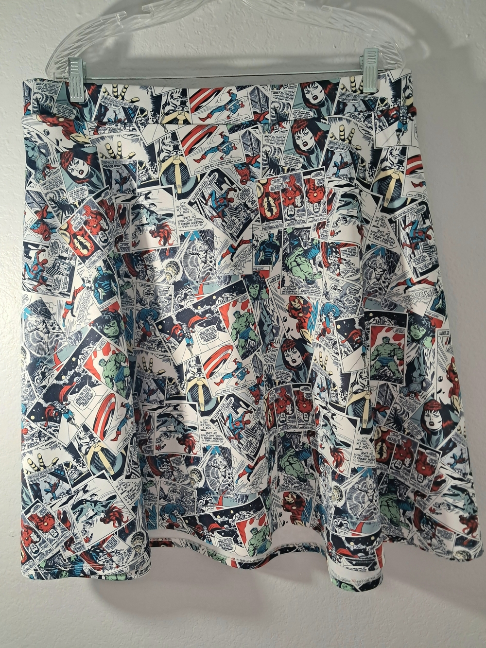 Torrid Plus Official Marvel Avengers Comic Scuba Skater Skirt Size 5X/28 Retired